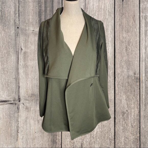 DG2 By Diane Gilman Double Breasted Jacket, Size M - Picture 4 of 10